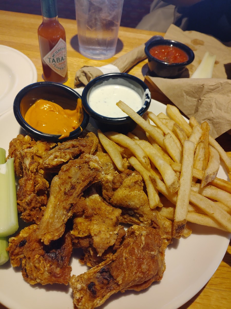 Applebee's Grill + Bar Photo 9