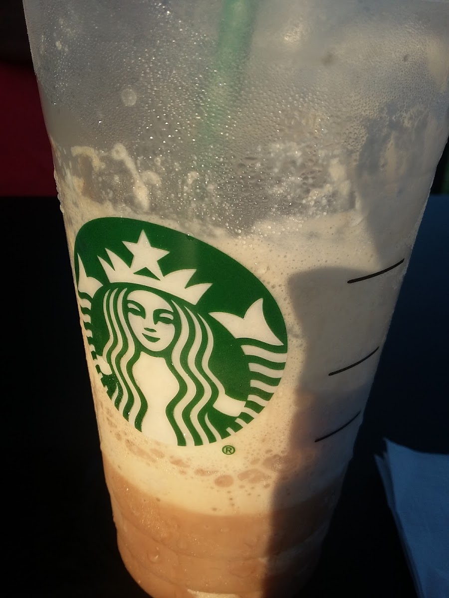 Starbucks Photo 6
