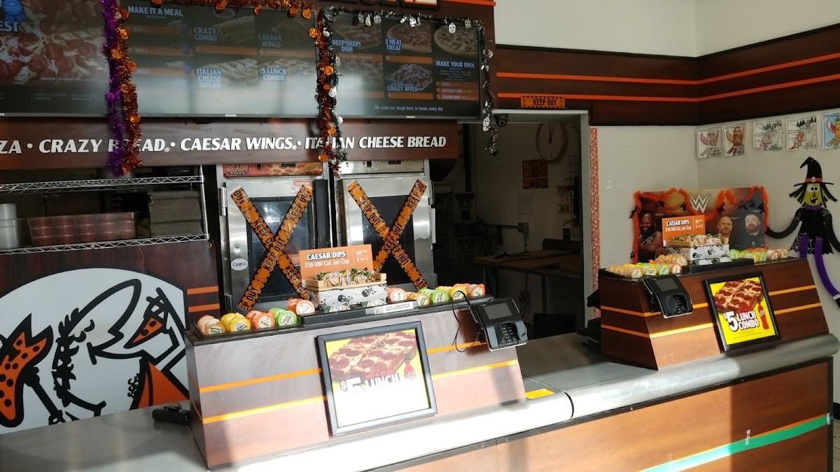 Little Caesars Pizza Photo 9