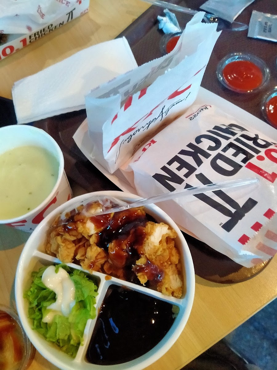KFC Photo 8
