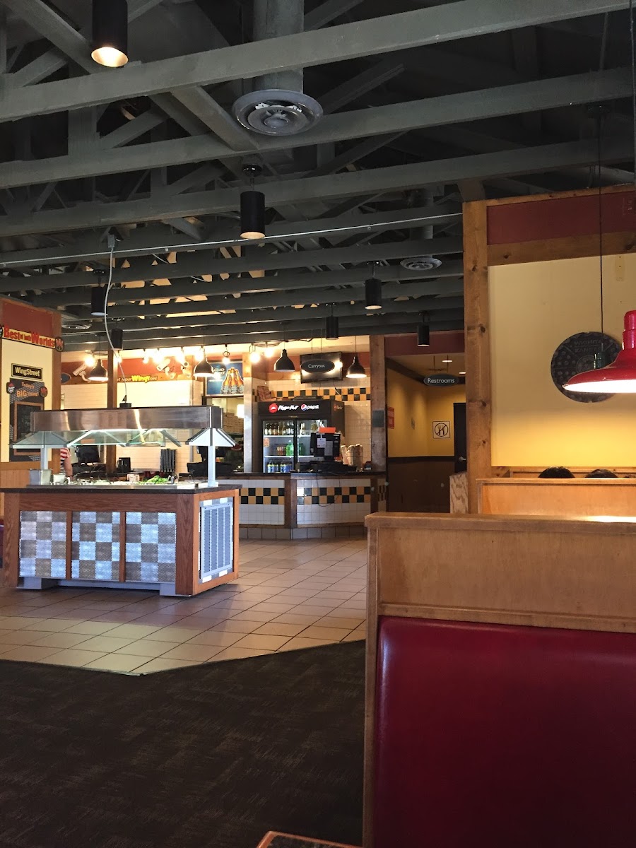Pizza Hut Photo 9