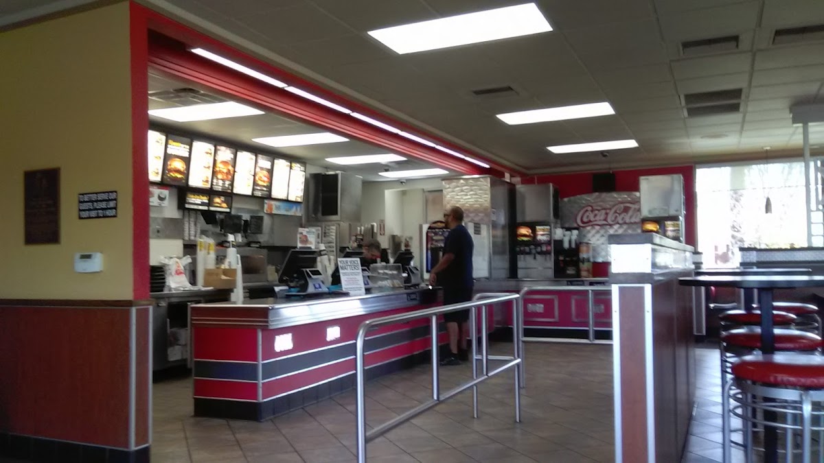 Carl's Jr. Photo 8