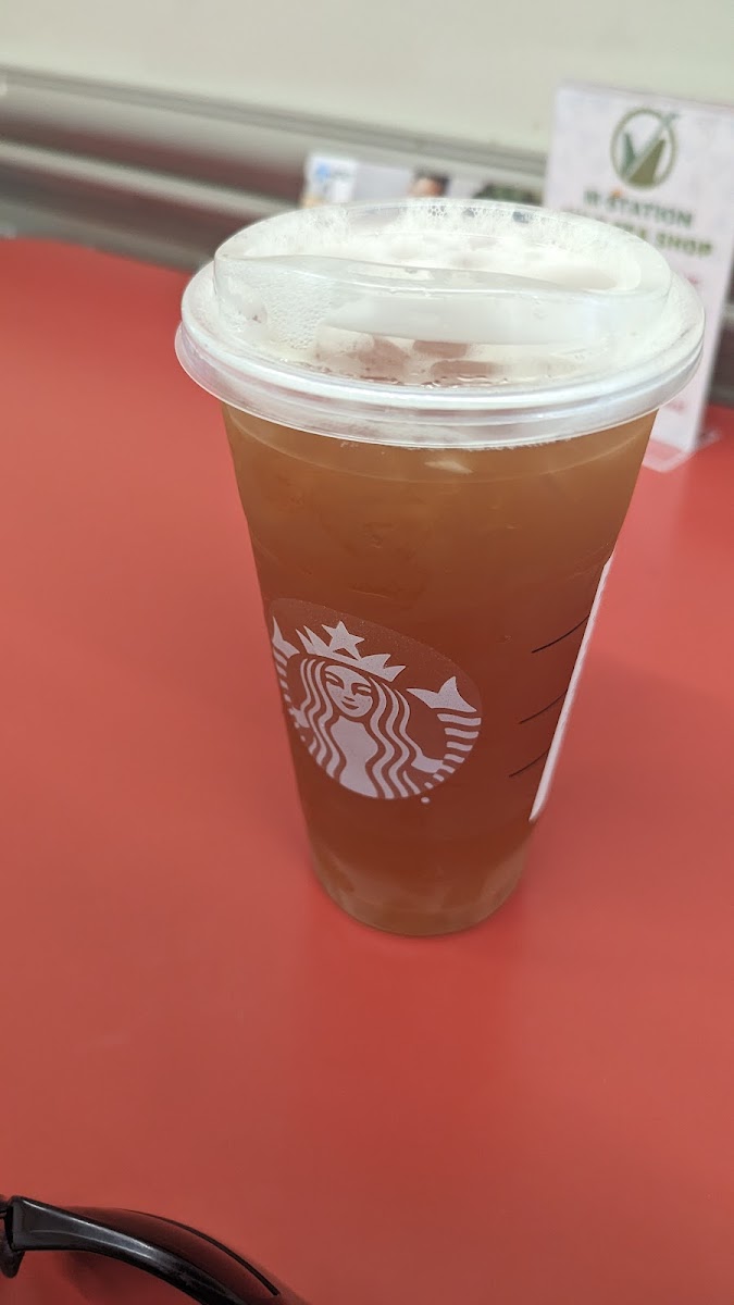 Starbucks Photo 7