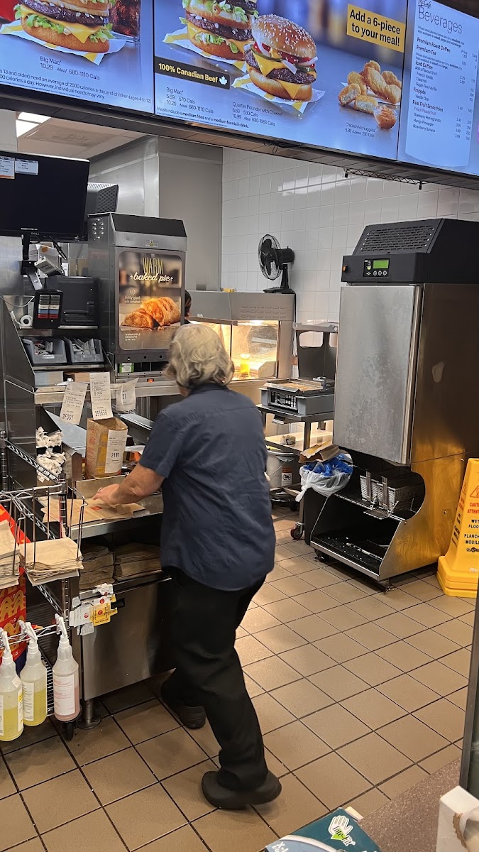McDonald's Photo 6