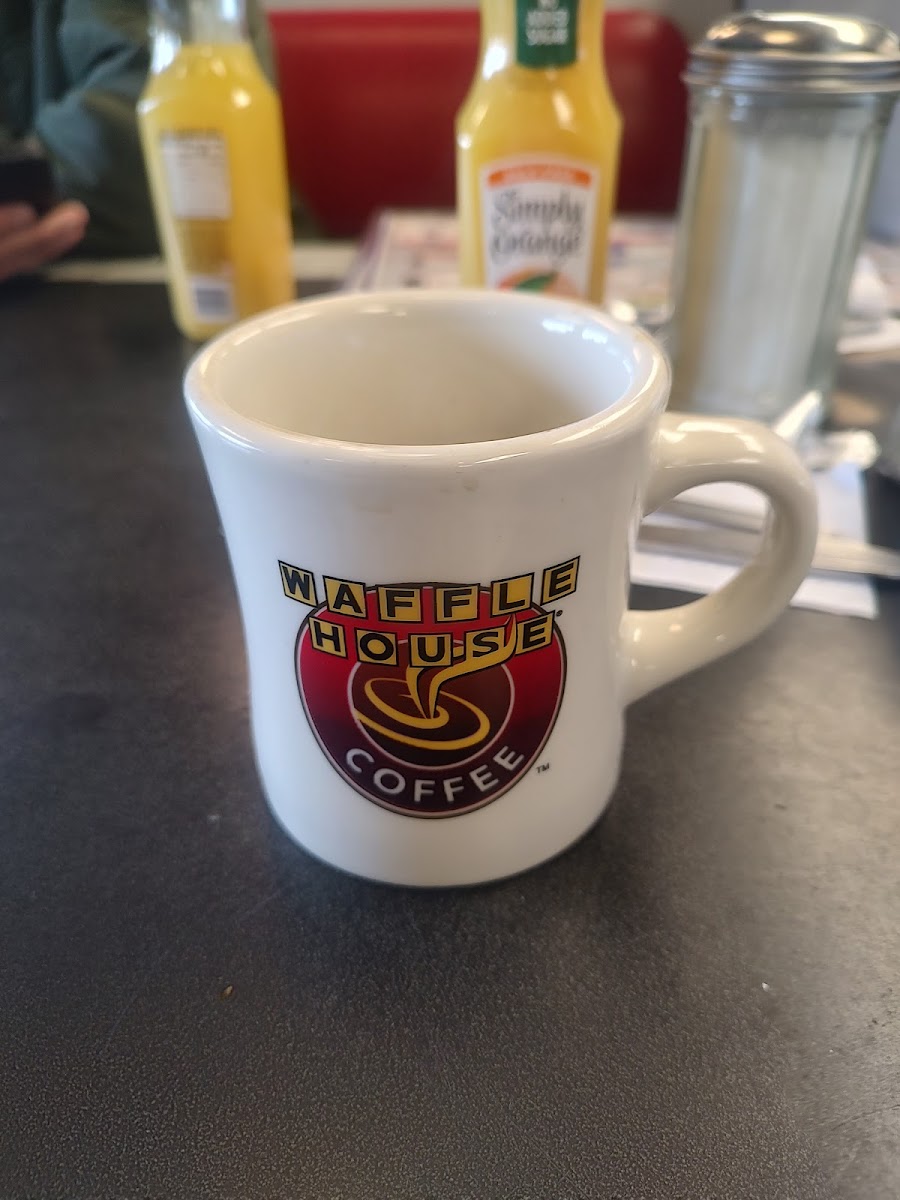 Waffle House Photo 7