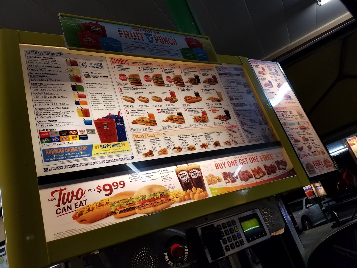 Sonic Drive-In Photo 9