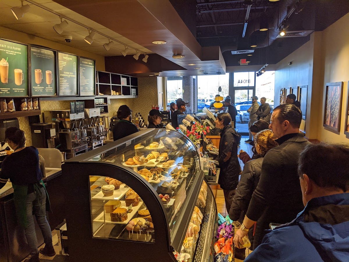 Starbucks Photo 4