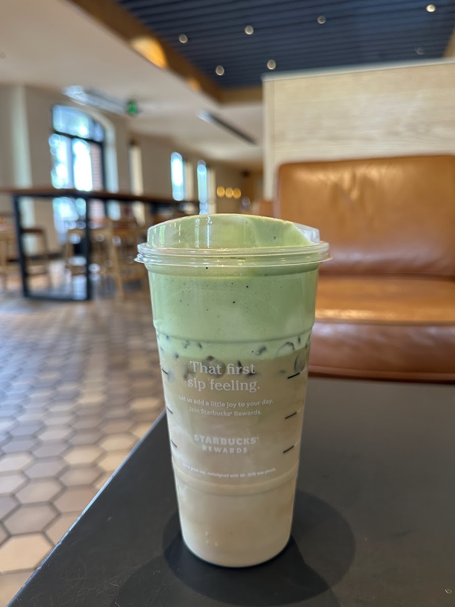 Starbucks Photo 6