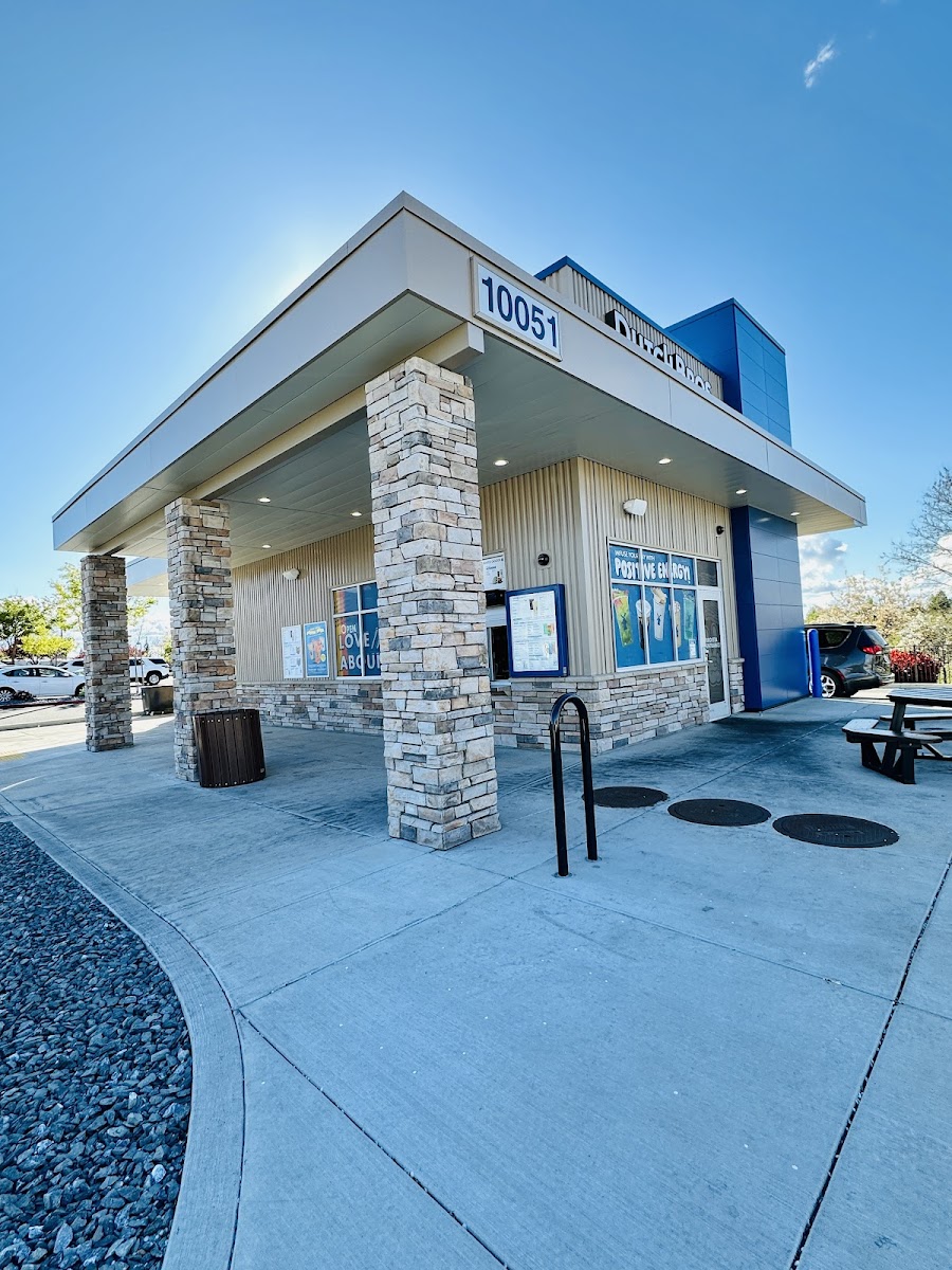 Dutch Bros Coffee Photo 3