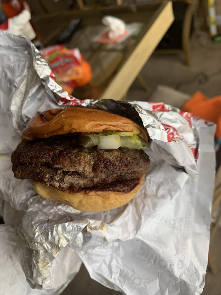 Sonic Drive-In Photo 4