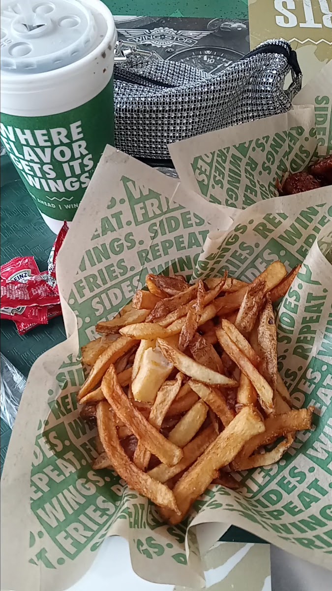 Wingstop Photo 2