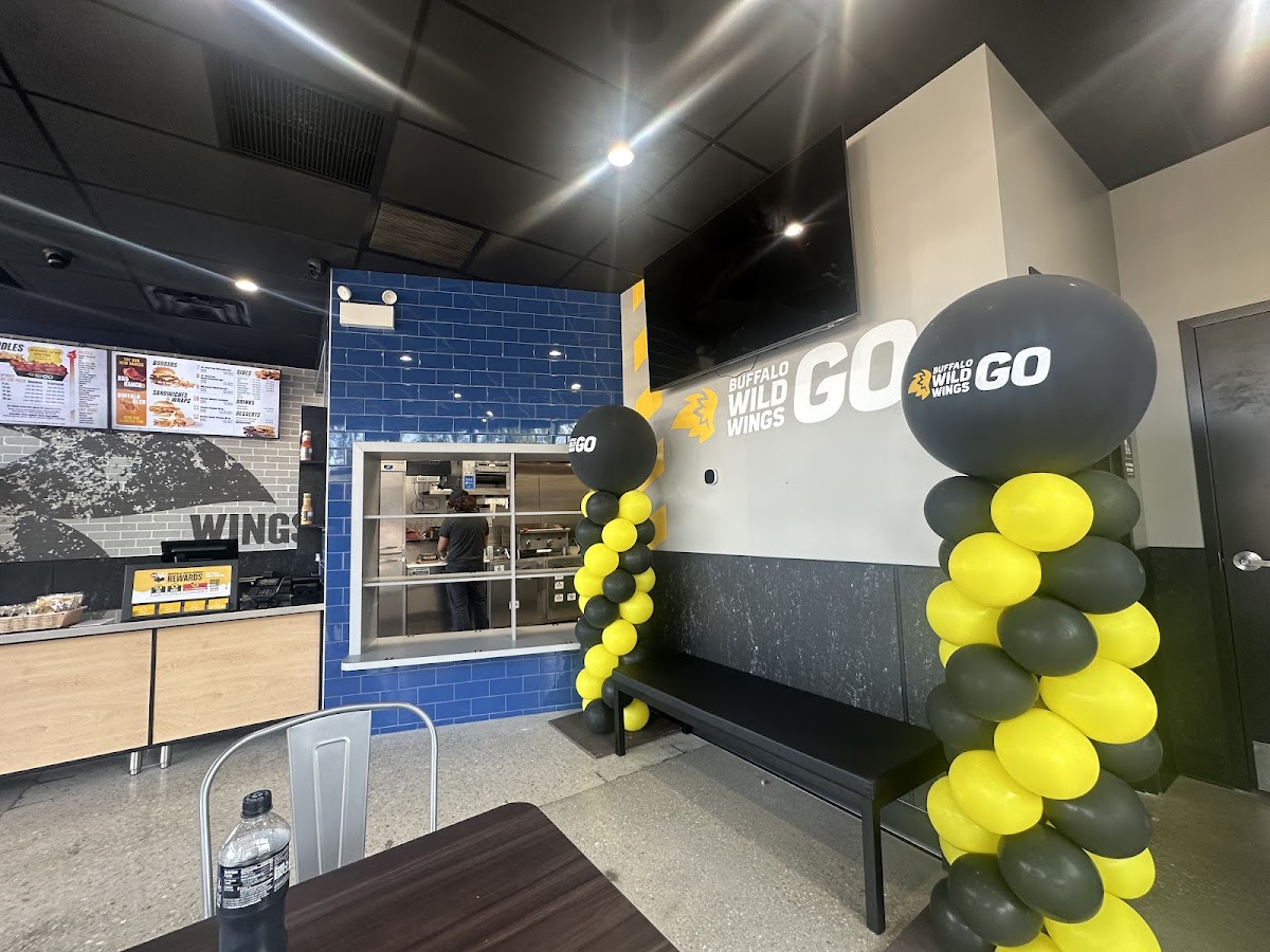 Buffalo Wild Wings 'GO' Photo 3