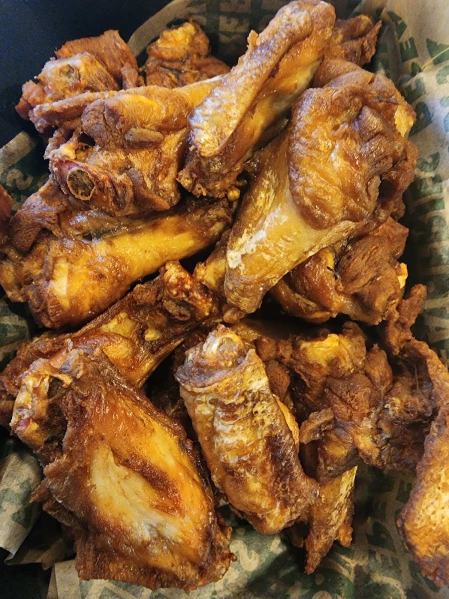 Wingstop Photo 7