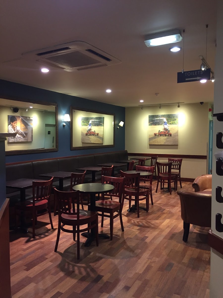Caffè Nero Photo 4