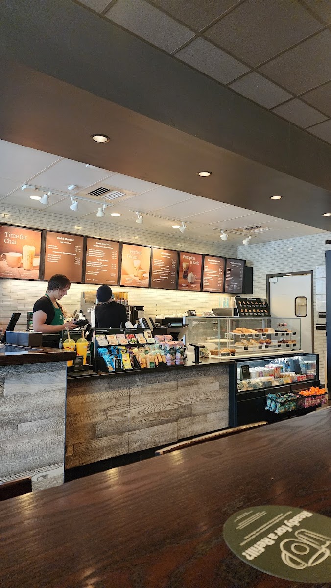 Starbucks Photo 3