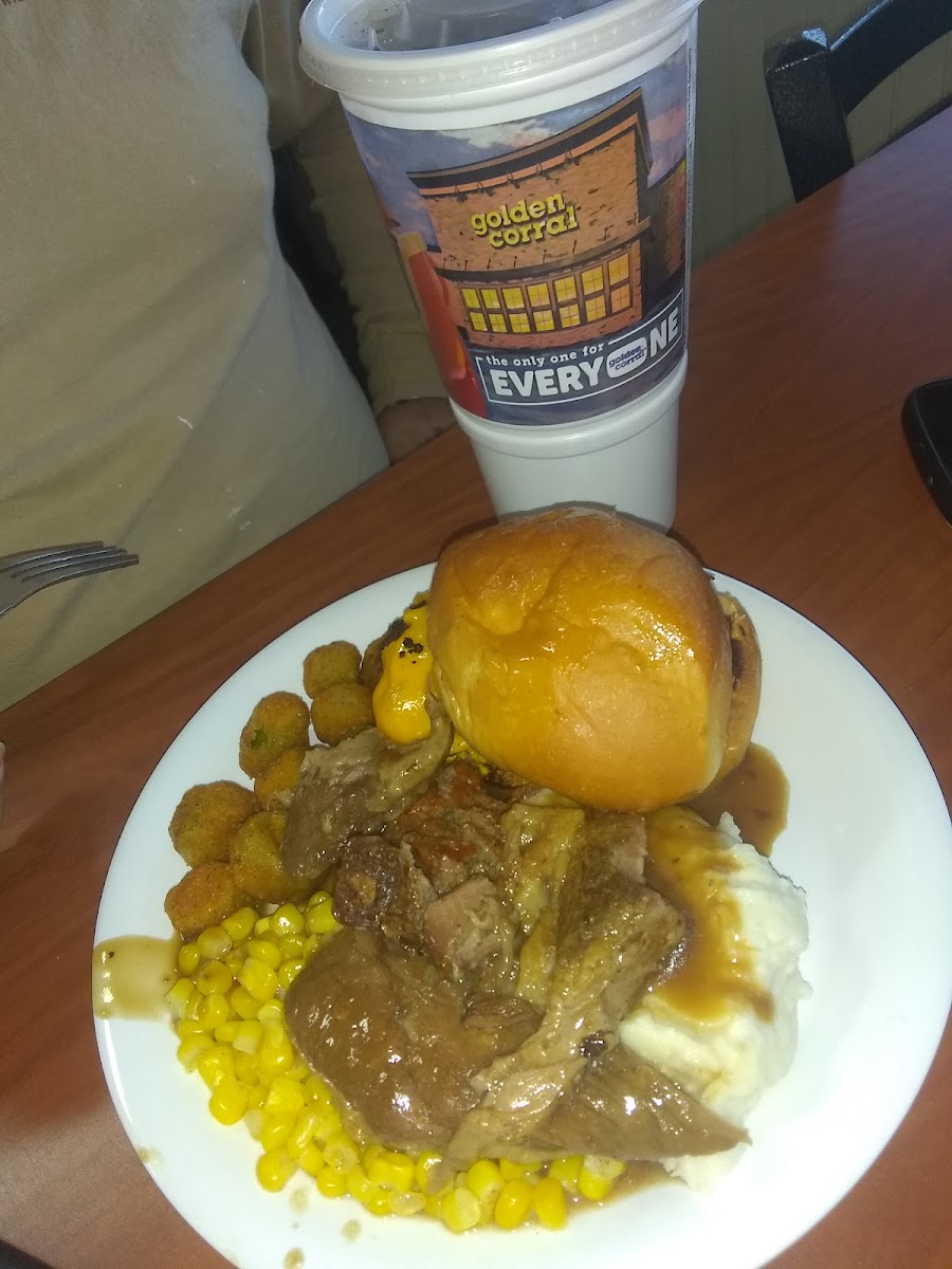Golden Corral Buffet & Grill Photo 7