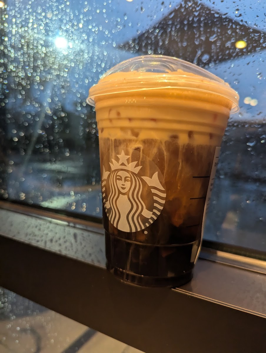 Starbucks Photo 7