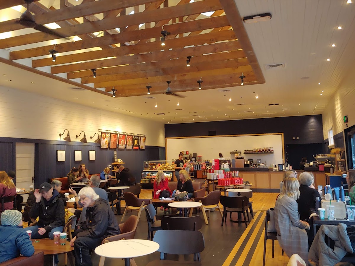Starbucks Photo 6
