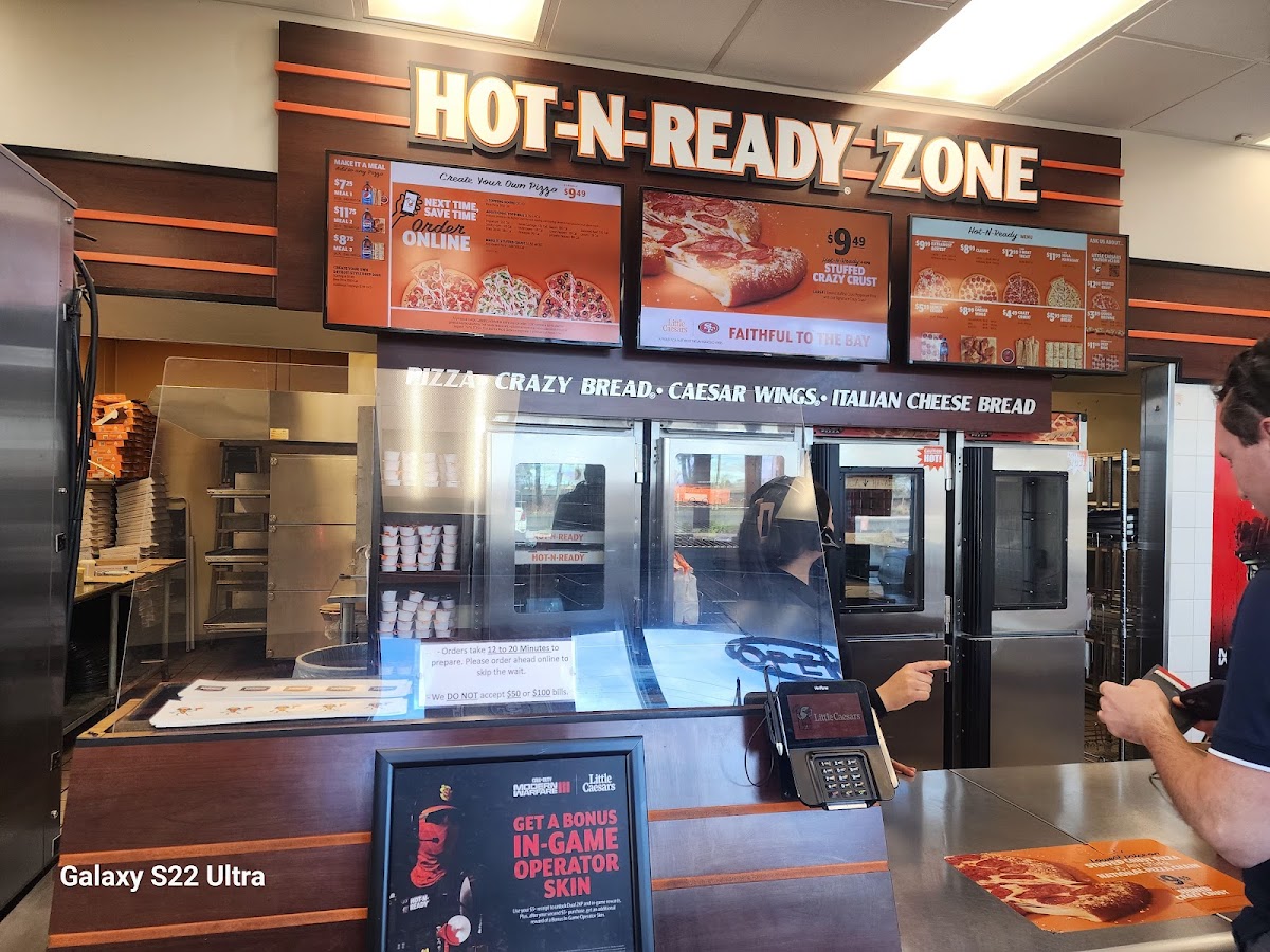 Little Caesars Pizza Photo 4