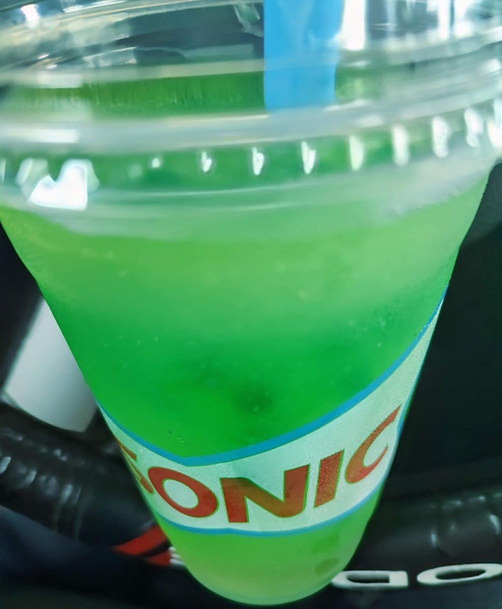 Sonic Drive-In Photo 10