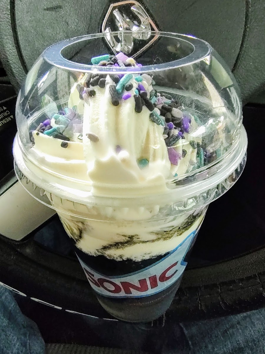 Sonic Drive-In Photo 6
