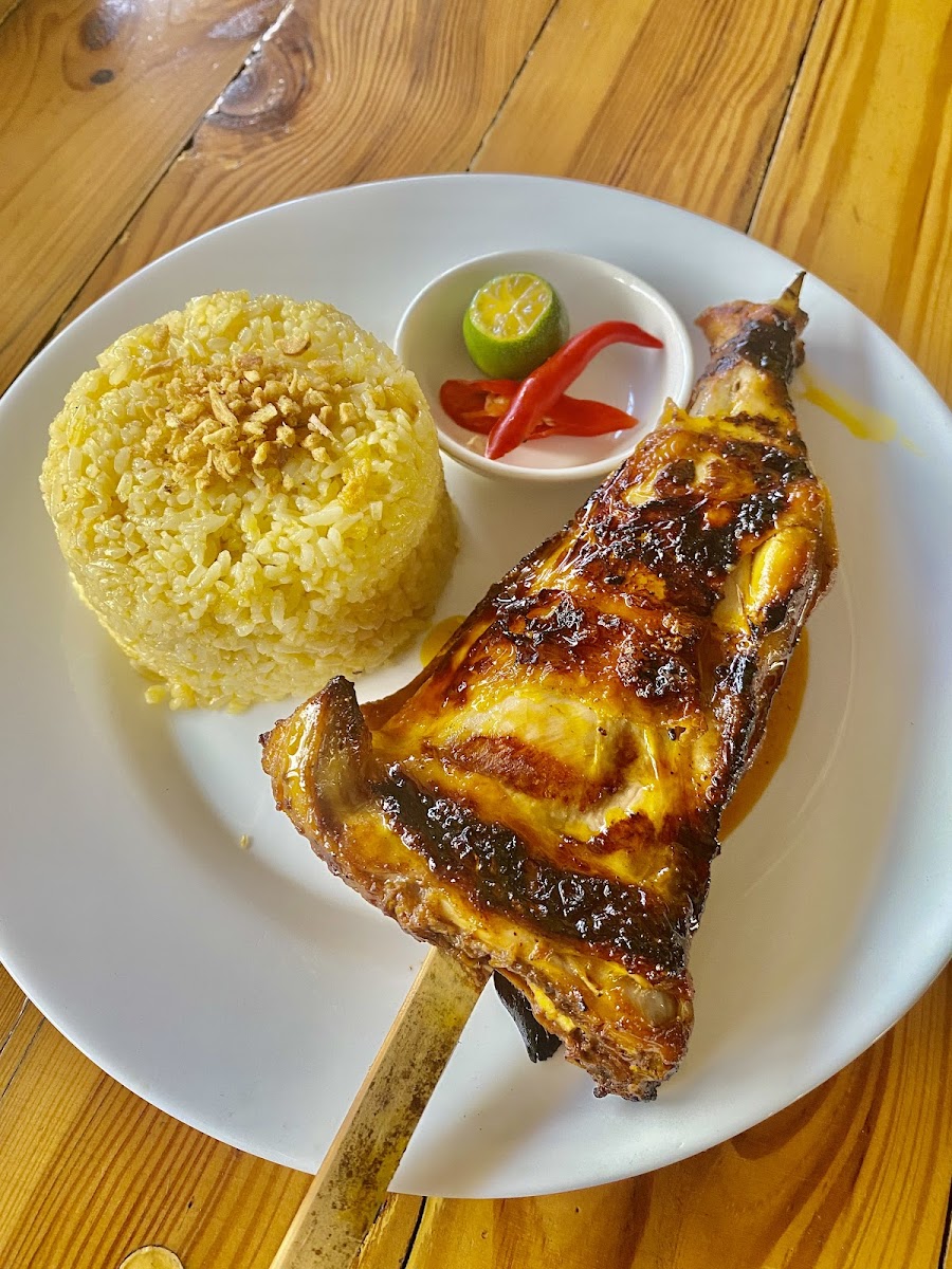 TAMM'S GRILL Photo 9