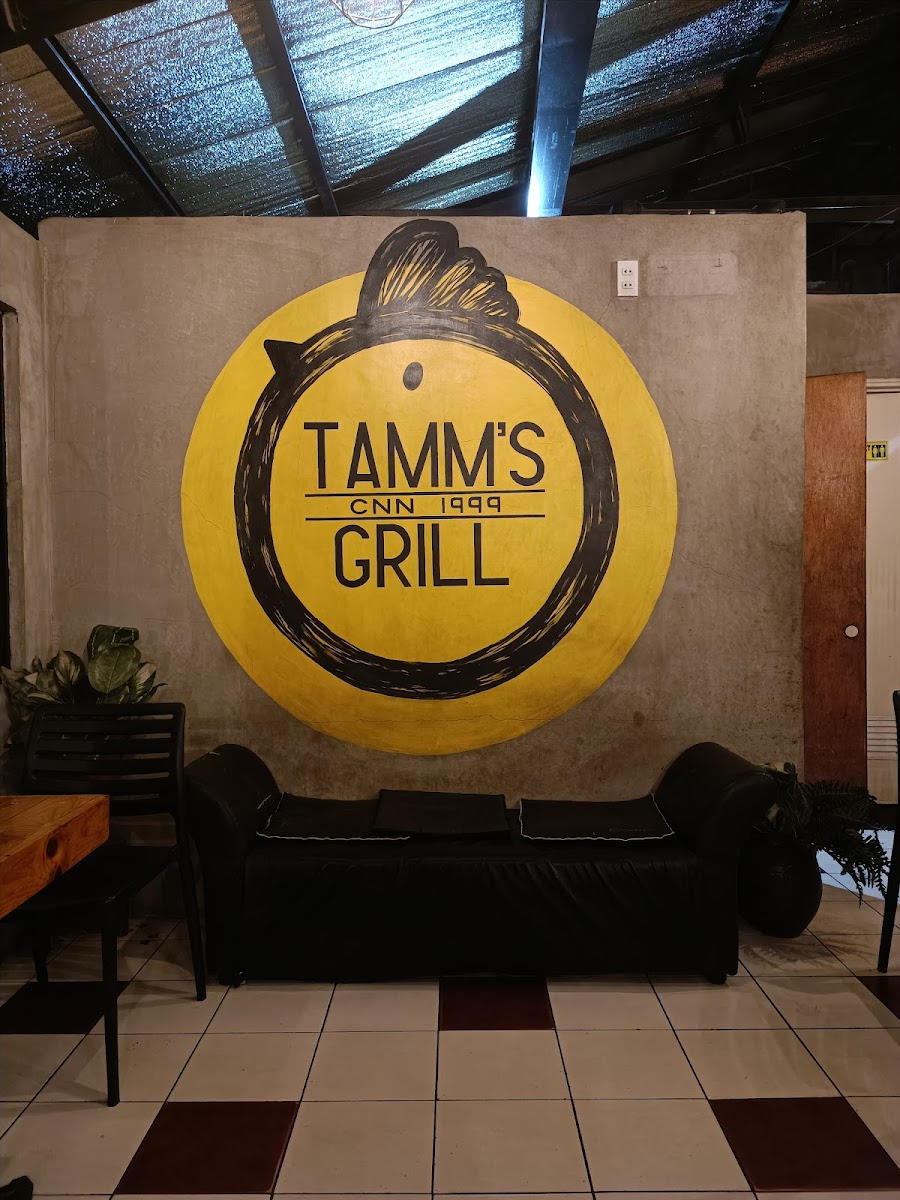 TAMM'S GRILL Photo 3