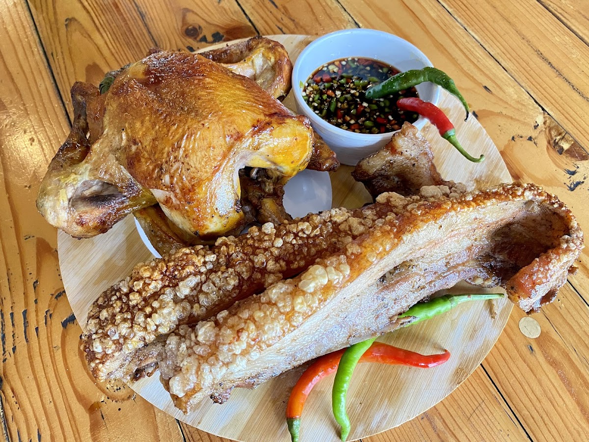 TAMM'S GRILL Photo 4