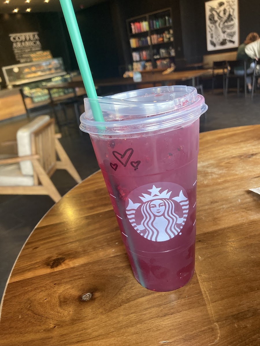 Starbucks Photo 3