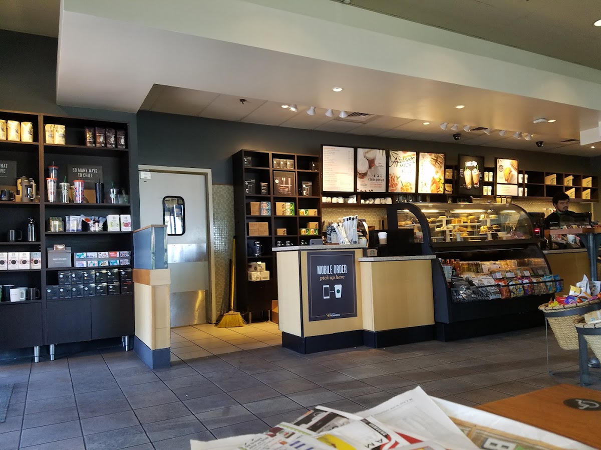 Starbucks Photo 4