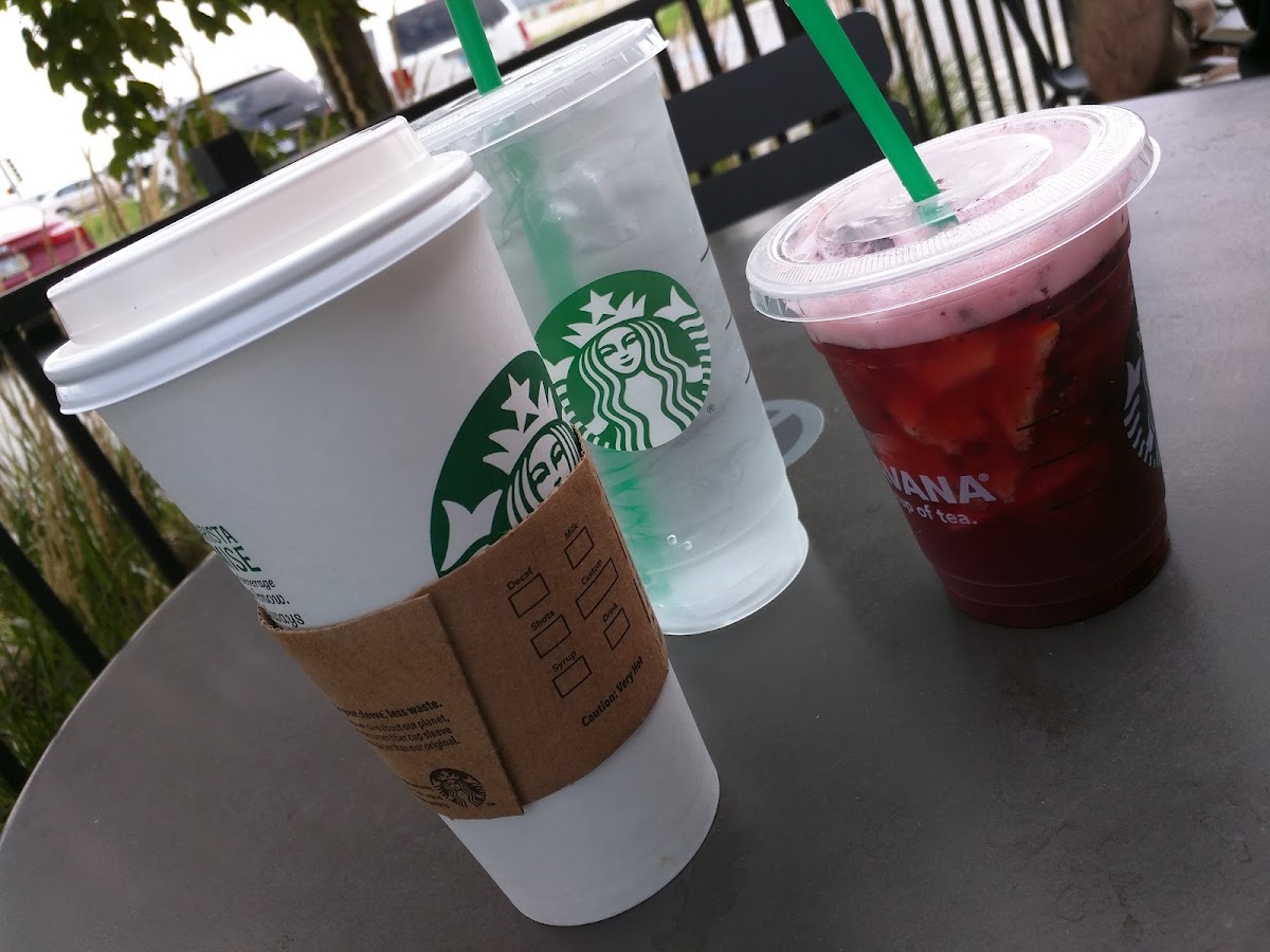 Starbucks Photo 6